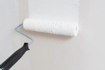 How to Stipple a Ceiling | Home Guides | SF Gate Paint Formica, Painting Formica, Fiberglass Shower Stalls, Formica Kitchen, Painting Over Wallpaper, Drywall Texture, Moms Kitchen, How To Patch Drywall, Fiberglass Shower