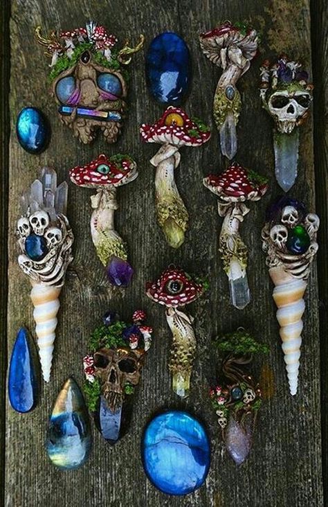 Pagan Crafts, Witchy Crafts, Polymer Clay Projects, Polymer Clay Creations, Clay Tutorials, Clay Charms, Polymer Clay Art, Diy Clay, Polymer Clay Crafts