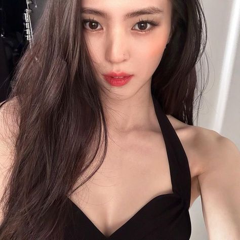 Han Sohee Global on Twitter: "Han Sohee (#HanSohee #한소희) instagram update https://t.co/wnE7SmFaFg" / Twitter Han So Hee, So Hee, Korean Actresses, Girl Crushes, Korean Actress, Pretty Woman, Asian Beauty, Kpop Girls, Pretty People