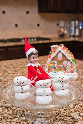 The Sweatman Family: Sprinkles the Elf: Day 21 Elf On The Shelves, Easy Elf On The Shelf, Easy Elf, Awesome Elf On The Shelf Ideas, Elf Magic, Elf Activities, Xmas Elf, Elf Antics, Elf Fun