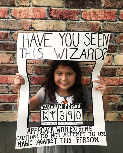 Prisoner of Azkaban sign. #harrypotter #prisonerofazkaban #party #photo Prisoner Of Azkaban Party, Chamber Of Secrets Party, Prisoner Of Azkaban Book, Harry Potter Snacks, Harry Potter Movie Night, Hp Book, Secret Party, The Prisoner Of Azkaban, Potter Facts