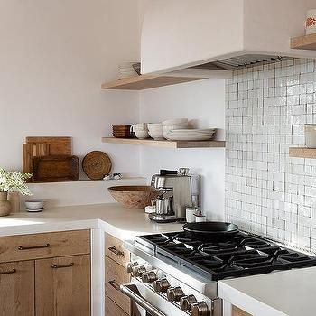 Venetian Plaster Kitchen Hood Design Ideas Best Kitchen Design, Black Kitchen Cabinets, Kitchen Stove, White Modern Kitchen, Trendy Kitchen, White Kitchen Cabinets, Black Kitchens, Wood Kitchen, Kitchen Colors