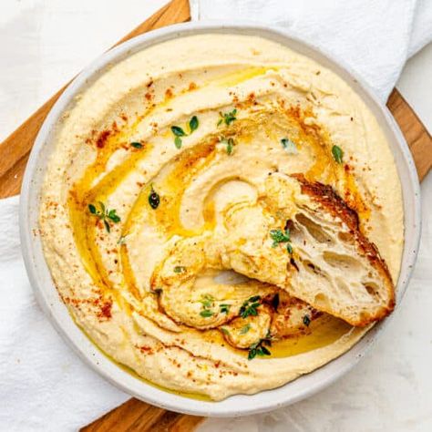 Cottage Cheese Hummus: Creamy, Healthy, and Oil-Free Recipe Roasted Garlic Hummus Recipe, Hummus Without Tahini, Chickpea Recipes Easy, Zucchini Hummus, Babaganoush Recipe, Healthy Dip, Healthy Hummus, Easy Hummus Recipe, Hummus Recipe Homemade