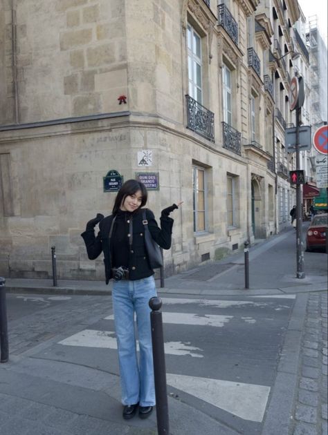 Kim Doyeon, Korean Casual Outfits, Instagram Photo Inspiration, Casual Winter Outfits, School Fashion, Lookbook Outfits, Winter Casual, Girl Crush, Paris France