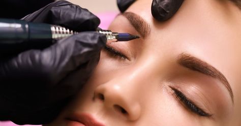 Top Eyebrow Embroidery Studios in Singapore Alopecia Eyebrows, Brow Embroidery, Korean Eyebrows, Shaped Brows, Eyebrow Embroidery, Powder Brows, Allure Beauty, Semi Permanent Makeup, Natural Eyebrows