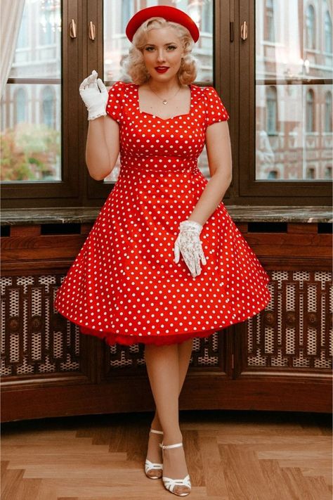 Women's Fashion 50s Style, How To Dress Rockabilly, Retro Classic Outfit, Retro 1950s Fashion, Vintage Aesthetic Outfits 50s, 1950s Fashion Dress To Impress, Dress To Impress Theme Retro Style, Motown Aesthetic, 1950s Fashion Aesthetic