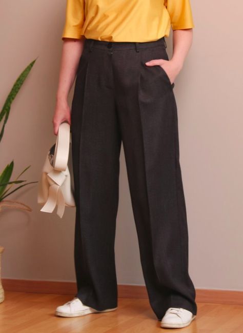 Emily Lightly, Pant Trouser, Trouser Pattern, Pleated Pant, Office Pants, Pleated Trousers, Loose Pants, Linen Trousers, Pants Pattern