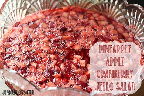 Easy Jello Recipes, Jello Shooters Recipe, Raspberry Jello, Cranberry Jello Salad, Jello Mold Recipes, Cranberry Jello, Jello Desserts, Cranberry Salad, Jello Salad