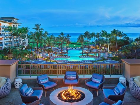 10 best resorts in Maui | The best places to stay in Maui Best Maui Resorts, Hyatt Regency Maui, Kapalua Maui, Best Honeymoon Resorts, Maui Honeymoon, Popular Honeymoon Destinations, Maui Resorts, West Maui, Hawaii Maui