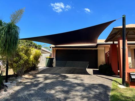 Carport | Driveway Shade Sails Brisbane - Shade Structures Carport Shade Sail, Shade Sail Carport Ideas, Driveway Shade Ideas, Carport Driveway, Carport Awning, Carport Shade, Bombay Beach, Porch Shades, Modern Driveway