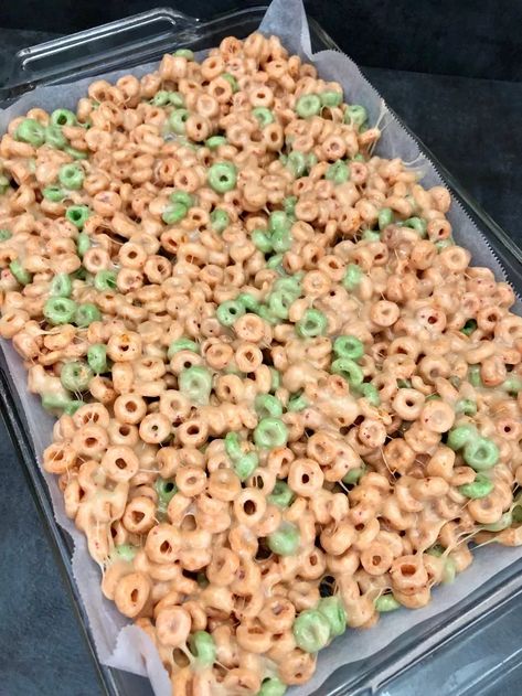 Caramel Apple Rice Krispie Treats, Count Chocula Treats, Werthers Original Recipe, Werthers Candy, Apple Jacks Cereal, Soft Caramels, Aesthetic Recipes, Apple Jacks, Cottage Bakery