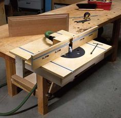 Benchtop Router Table, Router Table Fence, Router Table Plans, Diy Router, Wood Projects Plans, Woodworking Shows, Cool Wood Projects, Small Woodworking Projects, Easy Wood Projects