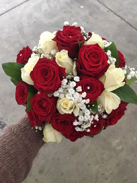 Red And White Rose Bridal Bouquet, Quince Flower Bouquets Red, Red Quince Bouquet, Red Rose Bridal Bouquet, Red Rose Bouquet Wedding, Quinceanera Bouquet, Prom Bouquet, Red And White Weddings, No Hospital