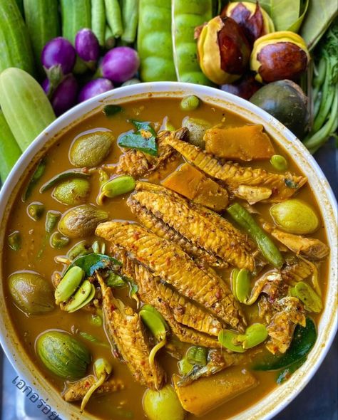 #thaifood🇹🇭 Thai Food Photography, Thailand Temple, Thai Foods, Thailand Food, Food Appetizers, Asian Foods, Food Drinks Dessert, Meat Chickens, Party Food Appetizers