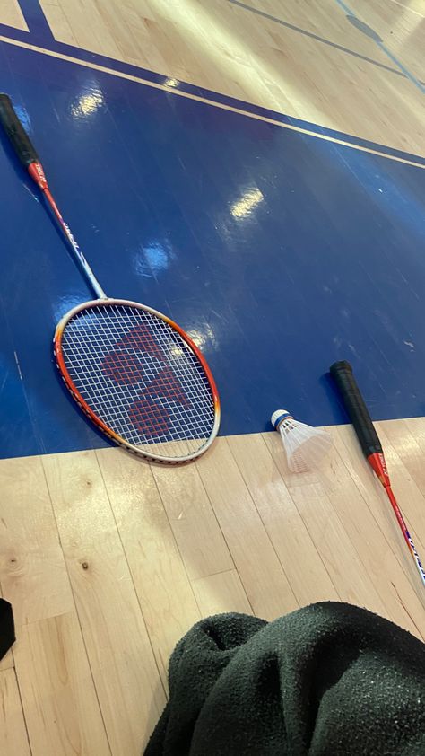 Badminton Court Snap, Badminton Fake Story, Badminton Snap, Badminton Photos, Downtown Photography, Cute Iphone Wallpaper Tumblr, Badminton Sport, Badminton Court, Birthday Ideas For Her