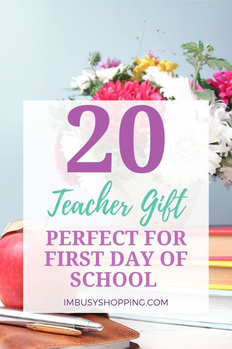 As classes return to in-person instruction, I’m sure teachers would appreciate a small gift of appreciation for the hard work they’re put in during the past year. This list contains a list of items that any teachers would love to receive, and I’m sure it will make their day to receive a thoughtful gift on the first day of school! Your child is sure to make a good impression and make the teacher feel appreciated with these cute and useful gifts. Tracher Gifts, Best Teacher Gift, Gift Ideas For Teachers, Ideas For Teachers, Useful Gifts, Teachers Day Gifts, Best Teacher Gifts, Feeling Appreciated, School Teacher Gifts