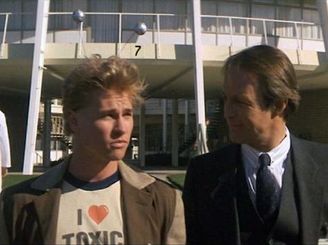 Genius Movie, Real Genius, Movies To Watch Online, Feel Happier, Val Kilmer, Movie Releases, 30 Years Old, Vintage Movies, Feeling Happy