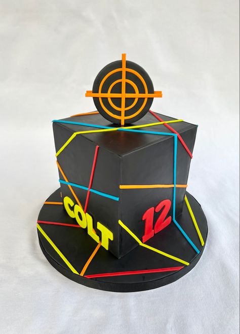 Laser Tag Birthday Cake Boys, Lasertag Cake Ideas, Laser Tag Birthday Party Ideas Cake, Laser Tag Cake, Laser Game, Laser Tag Birthday Party, Laser Tag Party, Laser Tag Birthday, Laser Tag