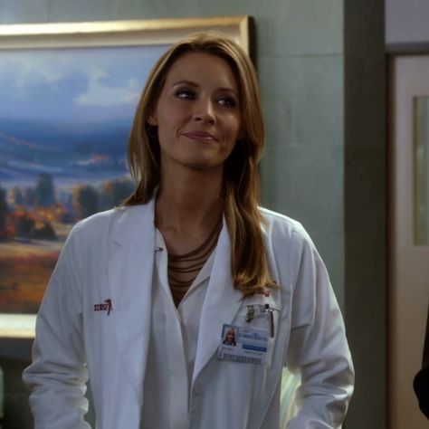 Charlotte King, Labcoat Doctors, Katherine Heigl Greys Anatomy, Greys Anatomy Lab Coat, Greys Anatomy Dr Bailey, Kadee Strickland, Greys Anatomy April Kepner, Private Practice, Tv Show Outfits