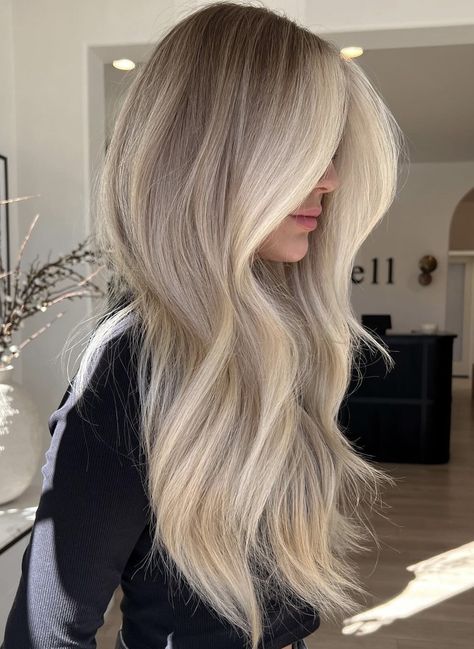 Butter Blonde Highlights, Shades Of Blonde Hair Color, Sand Blonde Hair, Shades Of Blonde Hair, Balyage Long Hair, Shade Of Blonde, Blond Beige, Butter Blonde, Warm Blonde Hair