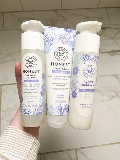 Best Baby Bath Products, Baby Bath Products, Honest Products, Honest Company Baby, Baby Skin Care Products, Shampoo Bar Recipe, Honest Baby Products, Baby Products Packaging, The Honest Company