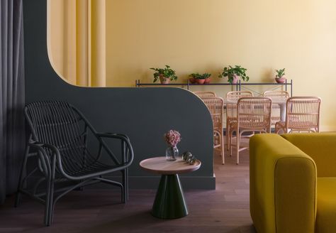 Grzywinski + Pons transforms old cotton mill into the Whitworth Locke hotel Manchester Hotels, Open Hotel, Farmhouse Side Table, Tiny Studio, Cute Dorm Rooms, Art Deco Buildings, Design Hotel, Design Del Prodotto, Studio City