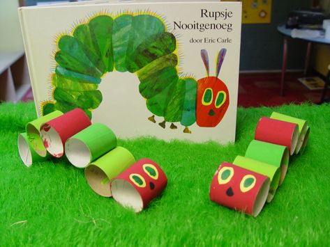 Caterpillar Toilet Paper Roll Craft, Very Hungry Caterpillar Craft Toilet Paper Roll, Toilet Paper Roll Caterpillar, Toilet Roll Book Characters, Toilet Paper Roll Book Character, Ideas With Toilet Paper Rolls, Crafts Using Toilet Paper Rolls, World Book Day Characters, Preschool Craft Ideas