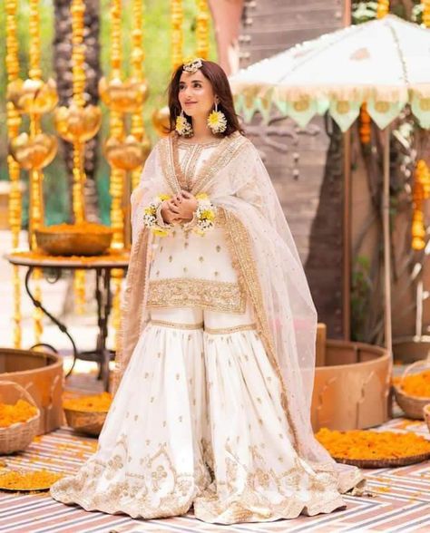 Lehenga Blue, White Sharara, Bridal Campaign, New Dress Collection, Nikah Outfit, Western Style Dresses, Sharara Designs, Nikah Dress, Yumna Zaidi