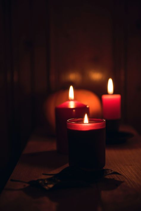 aesthetic | Tumblr Candle Magick Spells, Lilin Aroma, Occult Witch, Spells For Beginners, Candle Magick, The Occult, Candle Flames, Candle Spells, Candle Magic