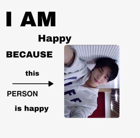 #hyunjin #hwanghyunjin #straykids #happy Hyunjin Writing, Happy Hyunjin, You Really Got Me, K Meme, Everything About You, Kid Memes, Hwang Hyunjin, Fb Memes, My Only Love