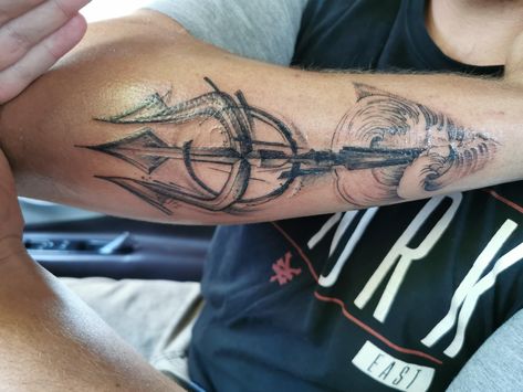 Posidens Trident, Poseidon Trident Tattoo, Water Themed Tattoos, Poseidons Trident, Boys Tattoo, Thor Tattoo, Trident Tattoo, Polynesian Tattoos Women, Poseidon Tattoo