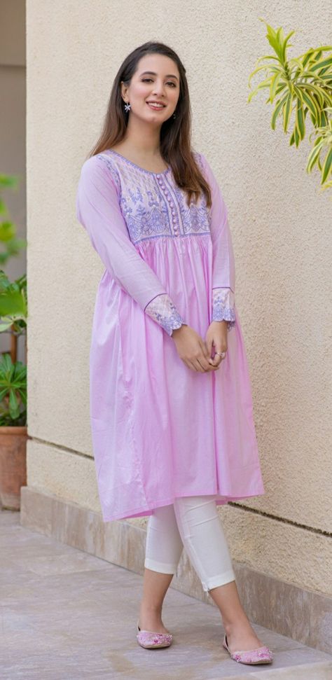 Komal Aziz, Pakistani Dresses Iqra Aziz, Iqra Aziz Suno Chanda Dresses, Pakistani Dresses Casual Iqra Aziz, Iqra Aziz Dresses In Suno Chanda Season 2, Graduation Dress