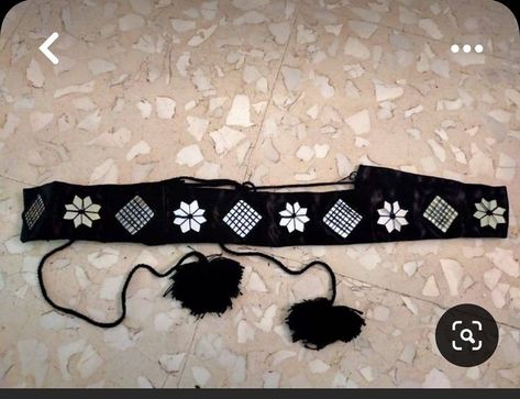 Sari Belt Design, Choli Belt Work, Navratri Mirror Belt, Kodi Belt For Navratri, Mirror Work Belt Design For Navratri, Hand Work Belt Design, Mirror Belt For Choli, Navratri Kamar Belt, Choli Belt Design