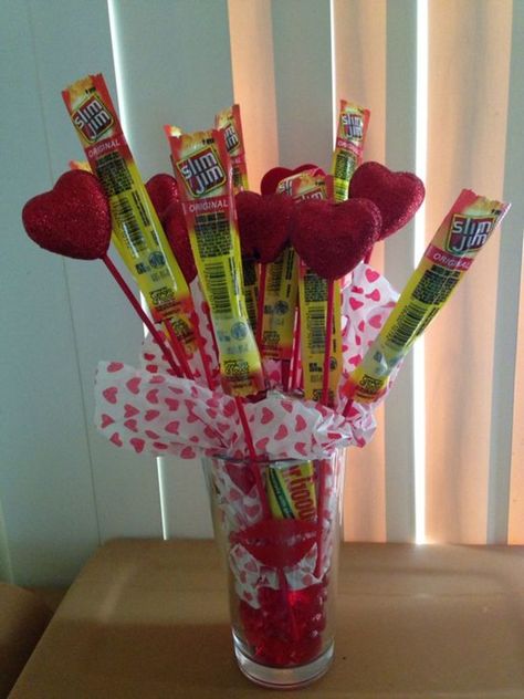 50+ Cheesy DIY Valentines Gifts for Him That Are so Romantic - HubPages Slim Jim Bouquet, Diy Valentines Gifts For Him, Valentines Bouquet, Valentines Day Gifts For Him Husband, Gifts For Him Diy, Valentines Ideas For Him, Candy Valentines, Pinterest Valentines, Diy Valentines Day Gifts For Him