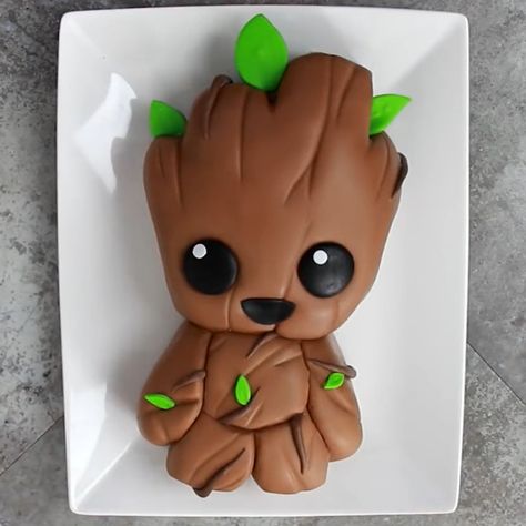 Baby Groot Cake, Groot Cake, Cakes Disney, Baby Cake Design, Paris Cakes, Marvel Party, First Communion Cakes, Book Cakes, Horse Cake