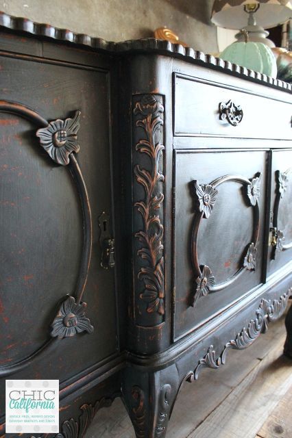 night fury milk paint buffet, painted furniture, painting Black Painted Furniture, Distressed Furniture Painting, Painted Buffet, Casa Clean, Night Fury, Distressed Furniture, Basement Bar, Black Furniture, Furniture Painting