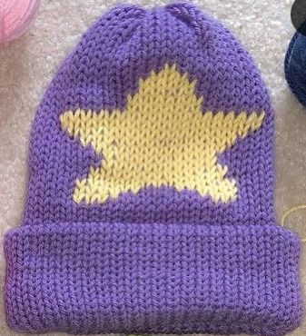 purple beanie with yellow star // created by @thewrldofmegan on insta and tiktok Purple And Yellow Crochet, Purple Beanie, Beanie Men, Crochet Winter Hats, Yellow Crochet, Yellow Star, Crochet Winter, Mens Beanie, Purple And Yellow