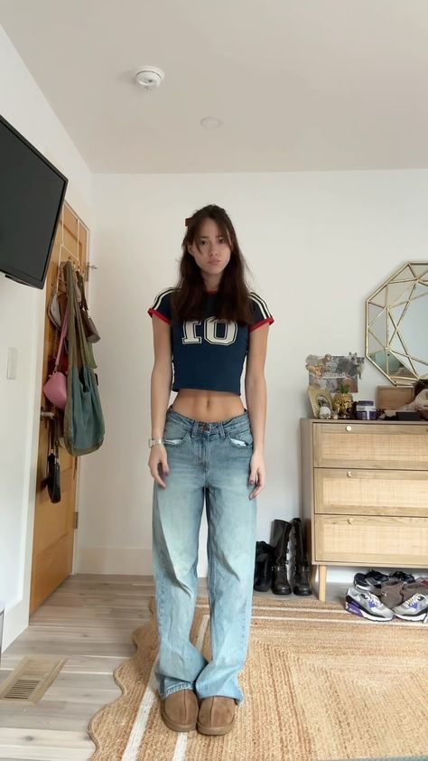 Katelyn Ernst Outfits, Katelyn Ernst, Cutesy Clothes, Hot Day Outfit, Body Profile, Ootd Jeans, What Should I Wear Today, Idol Outfit, Dream Future