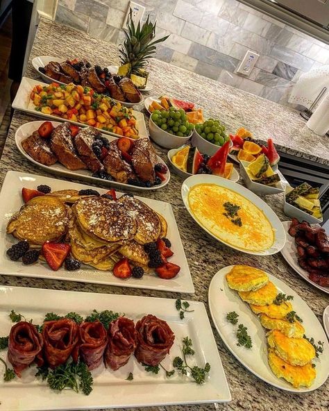 #follow #follow4follow #food #foodporn #foodie #breakfast #dinner #lifestyle Brunch Hosting, Foodie Breakfast, Brunch Dishes, Breakfast Dinner, Healthy Food Motivation, Christmas Brunch, Private Chef, Food Drinks Dessert, Breakfast Brunch Recipes