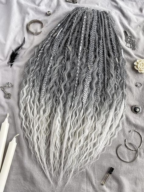 White Blonde Ombre, Wavy Dreadlocks, Curly Dreadlocks, White Dreads, Ombre Dreadlocks, Ombre Dreads, Dreadlocks Extensions, Fake Dreads, Blond Ombre