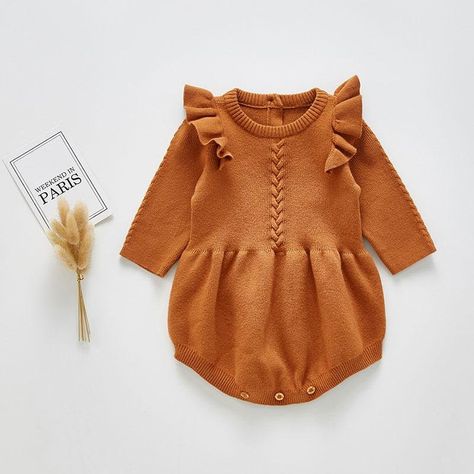 Knitted Bodysuit, Ruffled Jumpsuit, Baby Overall, Cool Baby, Boys Knits, Haken Baby, Baby Jumpsuit, Jumpsuit Outfit, Knit Bodysuit