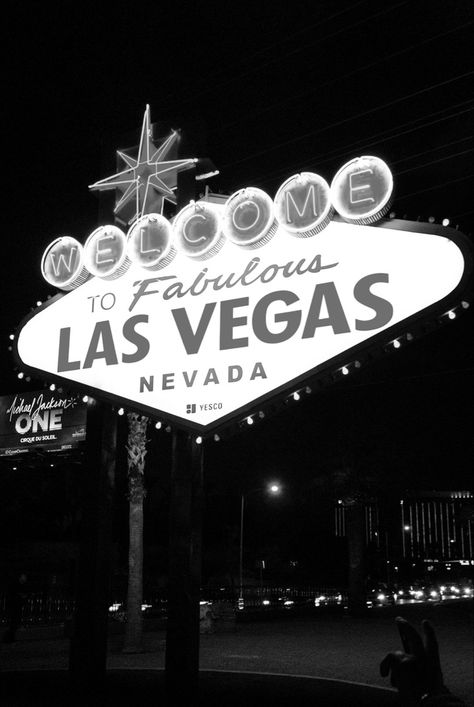 Las Vegas Nevada Aesthetic, Abi Motto, Camorra Chronicles, Old Vegas, Vegas Night, Vegas Sign, Evelyn Hugo, Vegas Party, Cora Reilly