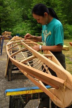 step by step pictoral of building a Kayak. Wood Kayak, Wooden Kayak, Wood Canoe, Canoe Building, Wooden Canoe, Plywood Boat, Wooden Boat Building, Build Your Own Boat, Wooden Boat Plans