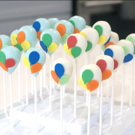 Balloon Cake Pops, Disney Candy, Up Pixar, Up The Movie, Hot Air Balloon Design, Gender Reveal Themes, Disney Pixar Up, Disney Up, Up Theme