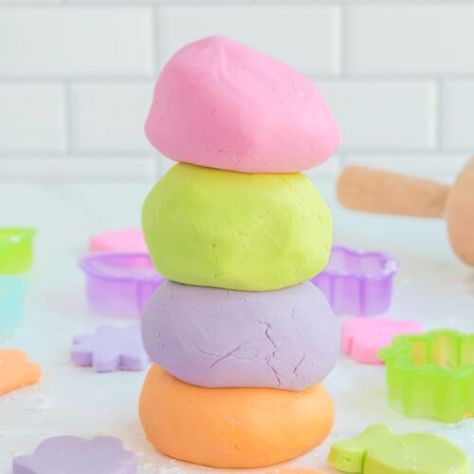 Edible Playdough - Princess Pinky Girl Edible Play Dough Recipe, Cheese Dip Mexican, Edible Playdough, Homemade Playdough Recipe, Princess Pinky Girl, Pinky Girl, Preschool Science Activities, Homemade Slime, Playdough Recipe