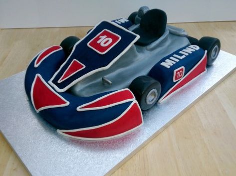 Go Karting Birthday Cake, Go Kart Cake, Go Kart Birthday, Boys 16th Birthday Cake, Go Kart Party, Susie Cakes, Boy 16th Birthday, Transportation Birthday Party, Cake Structure