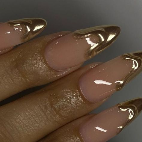 Molten Gold Nails, Dripping Gold Nails, Metallic Nails Gold, Nails Gold Detail, Liquid Metal Nails, Gold Drip Nails, Ball Nails, Gold Chrome Nails, Sns Nails Colors