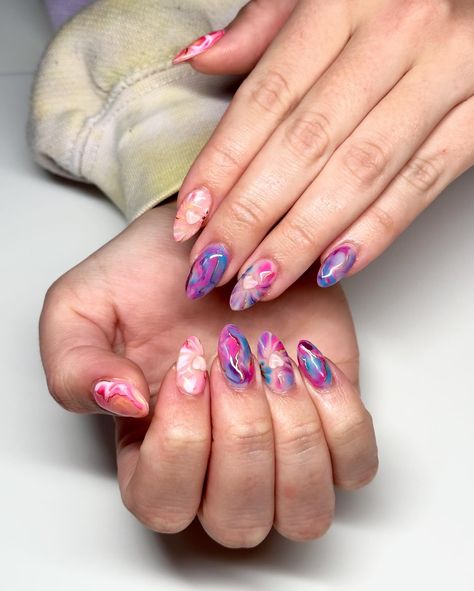 little tie dye moment for ms maddie 😚 i love that her hoodie matched and she didn’t even know what she was getting done ahead of time 🤩 #gelx #gelxnails #gelnails #vbeautypure #apresgelx #nailtechstudent #nailtech #gelpolish #tiedye #nailart Tye Dye Nails, Nail Tech, Gel Polish, Gel Nails, Tie Dye, Nail Art, Dye, I Love, Nails