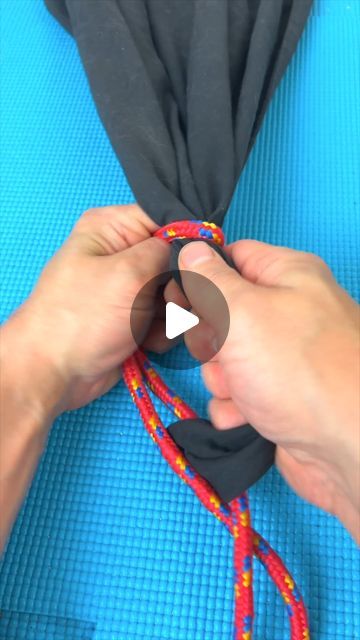 TIP Centric on Instagram: "The Best Knot For Tarps and Sheets. #tipcentric #tips #tipsandtricks #knots #diy #camping #maker #learn #fbreels #facebook #instagram #instagramreels" Camping Knots, Strong Knots, Camping Tarp, Best Knots, Survival Knots, Knots Diy, Diy Camping, Craft Projects For Kids, June 17