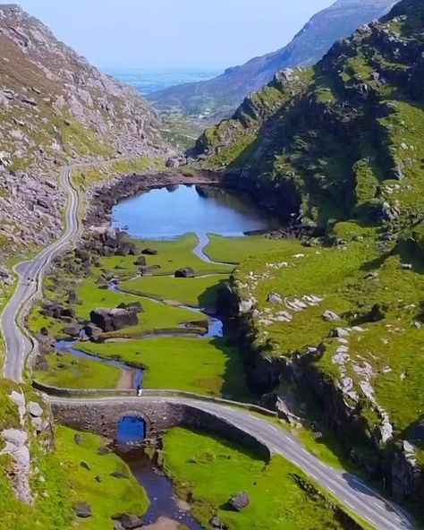 Ireland 🇮🇪 Travel | Hotels | Food | Tips 🍀 on Instagram: "Lost in the beauty of the Gap of Dunloe 🍃🌿 💡 The Gap of Dunloe is an iconic and internationally recognised feature of the County Kerry landscape and is a significant attraction for visitors from around Ireland and around the world. It is one of the finest examples of a glaciated valley in Western Europe and is world renowned for its scenery. Have you ever been to the Gap of Dunloe? 💭🙄 📸 @henderso1 📍Gap of Dunloe, County Kerry, I Gap Of Dunloe Ireland, Gap Of Dunloe, County Kerry, Hotel Food, Scottish Landscape, Food Tips, Western Europe, Ireland Travel, The Gap